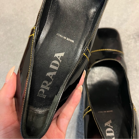 Authentic Vintage Prada heels - Picture 7 of 7